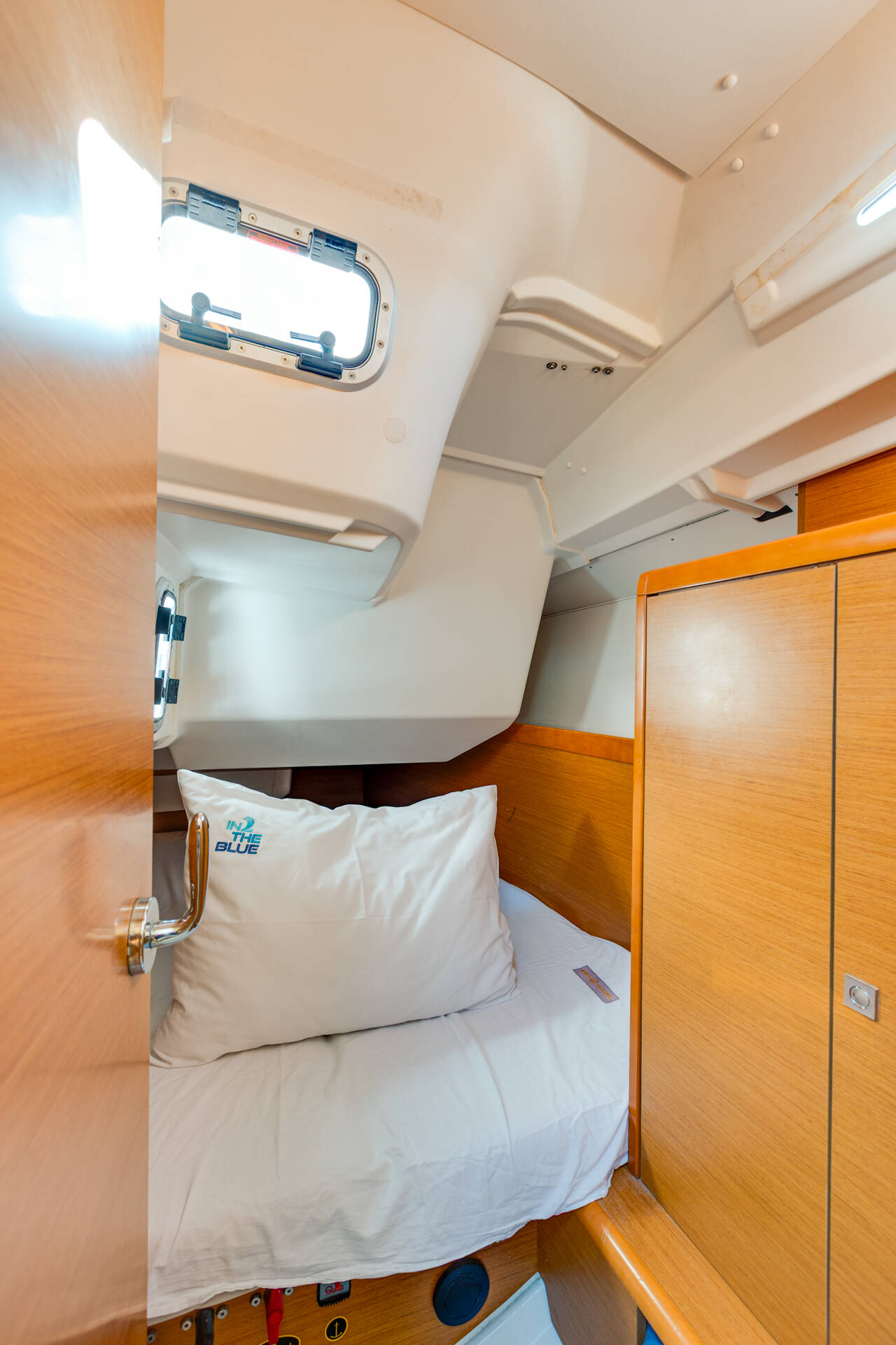 Sun Odyssey 349 Gin Tonic