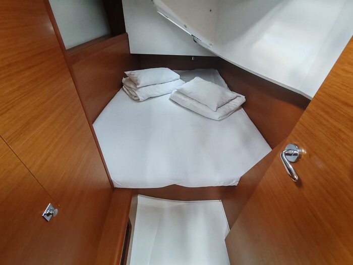 Sun Odyssey 349 Elvis