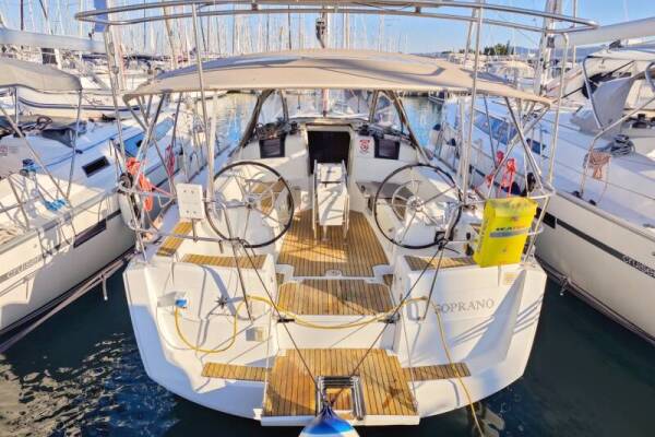Sun Odyssey 379 Soprano