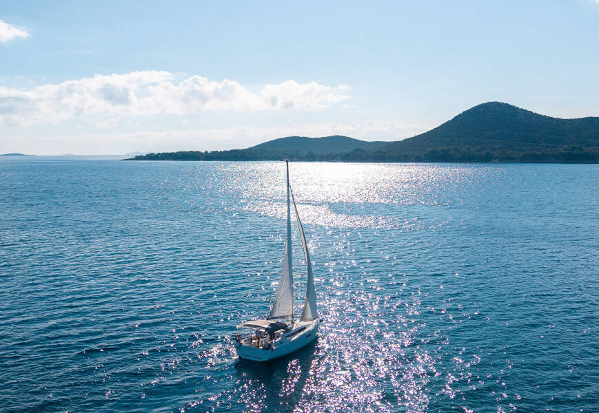 Sun Odyssey 380 Nala