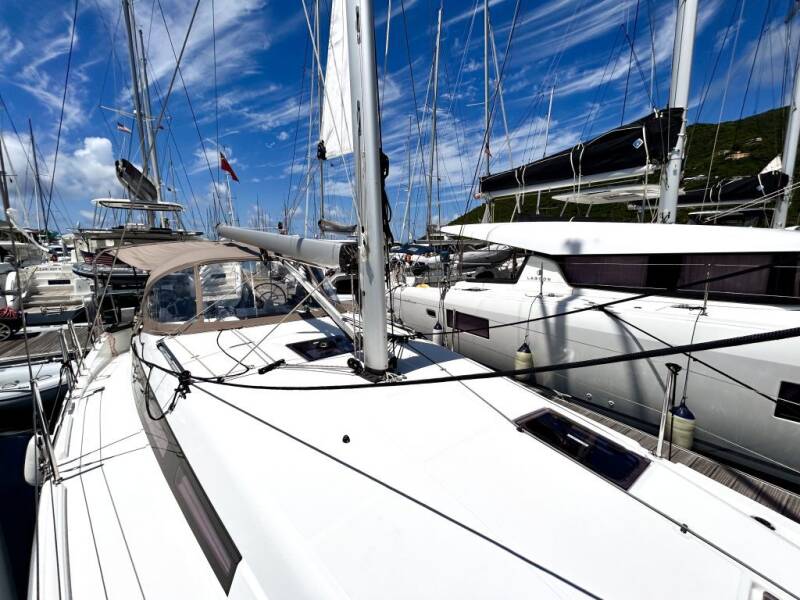 Sun Odyssey 380 Soca Sleigh