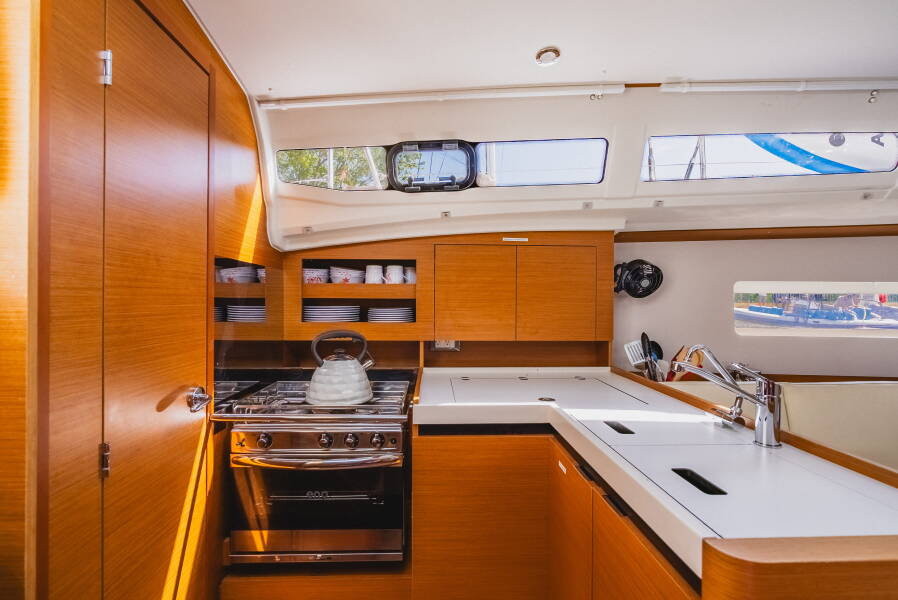 Sun Odyssey 380 Calypso Express