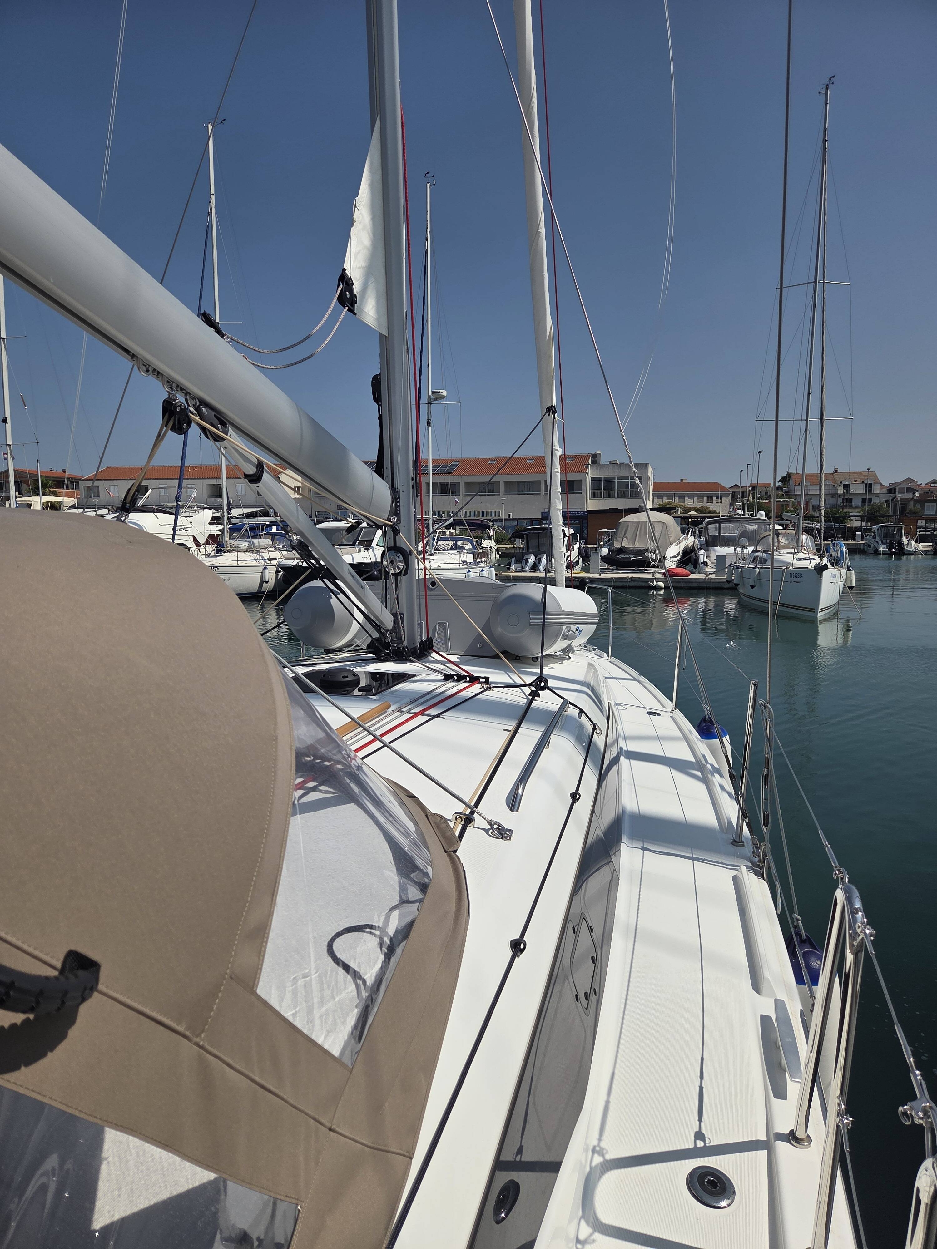 Sun Odyssey 380 Ancsika
