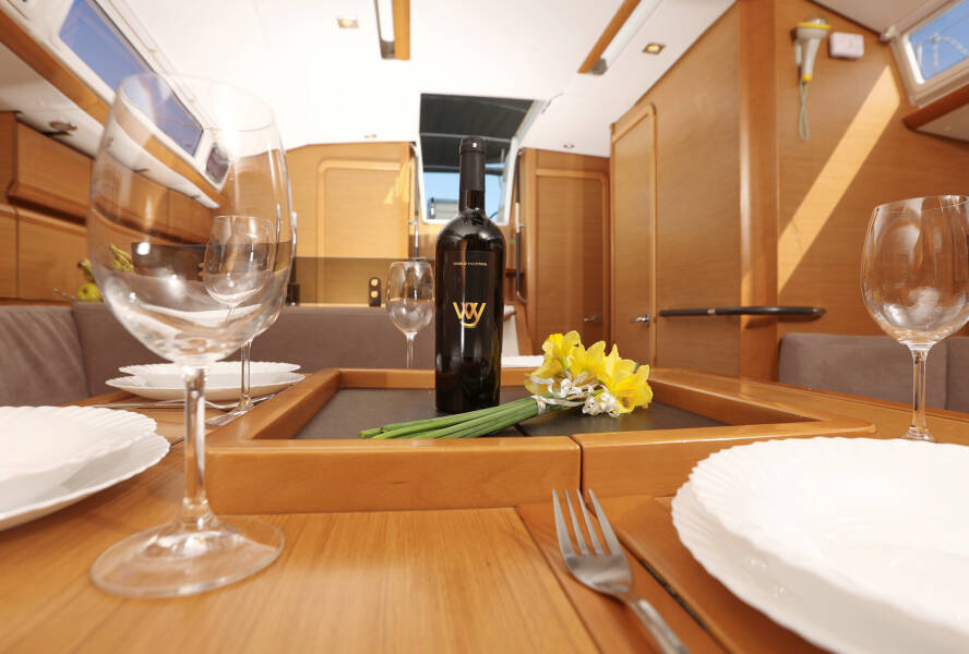 Sun Odyssey 409 Performance Stellina II