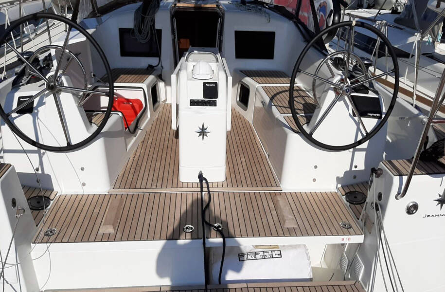 Sun Odyssey 410 ECONOMY