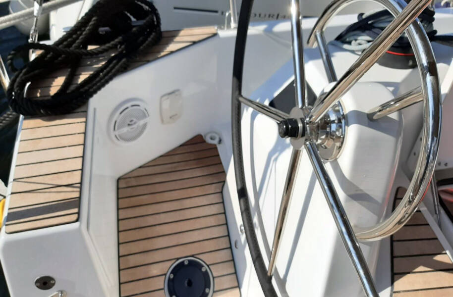 Sun Odyssey 410 ECONOMY