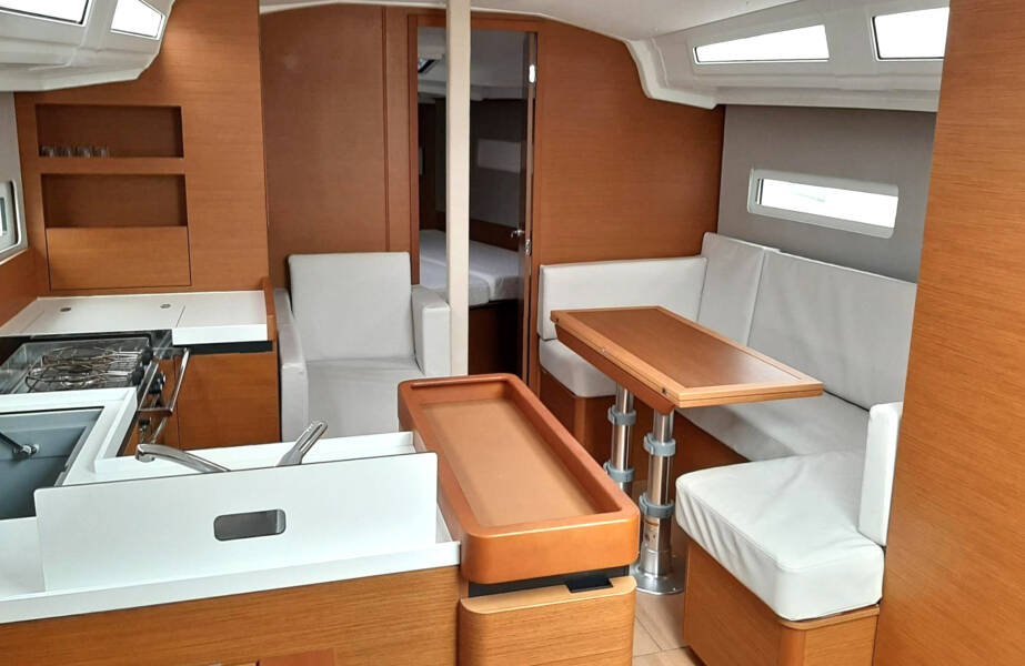 Sun Odyssey 410 ECONOMY