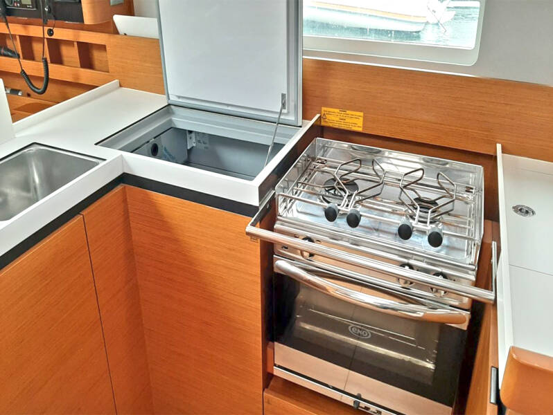 Sun Odyssey 410 ECONOMY