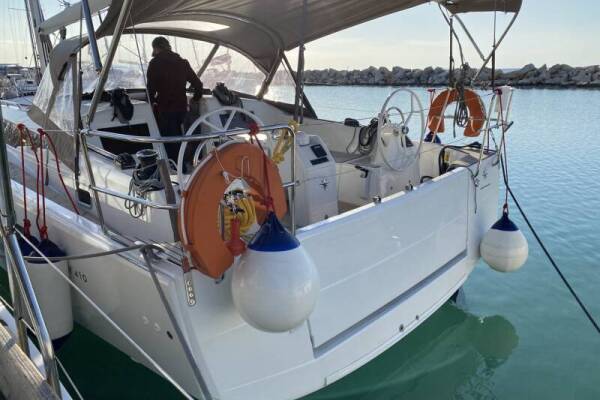 Sun Odyssey 410 Alma Libre VI