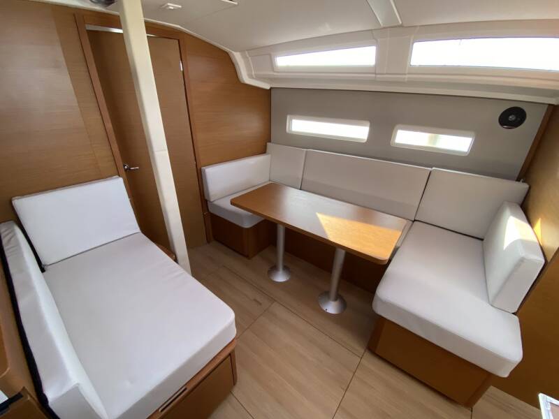 Sun Odyssey 410 ECONOMY