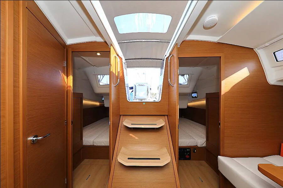 Sun Odyssey 410 Vague