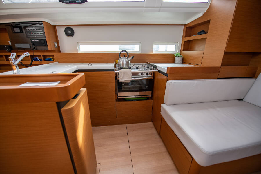 Sun Odyssey 410 Nastazia