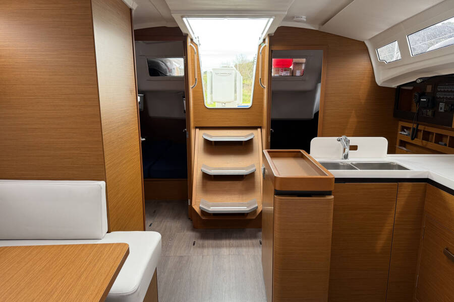 Sun Odyssey 410 Maral