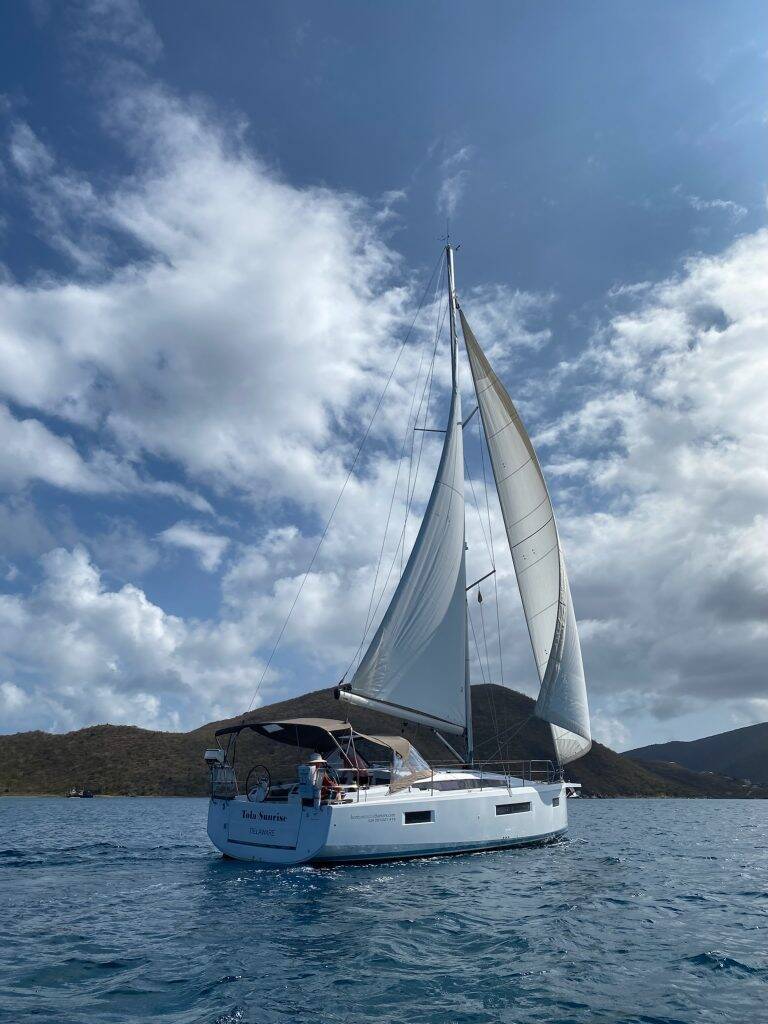 Sun Odyssey 410 Tola Sunrise