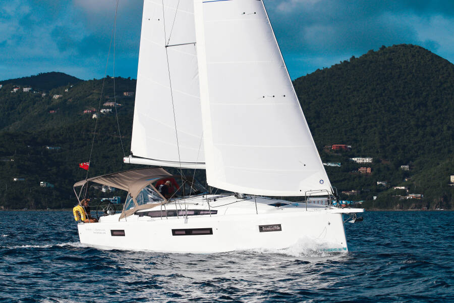 Sun Odyssey 410 Easy Skanking