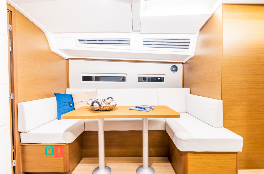 Sun Odyssey 410 Emotion