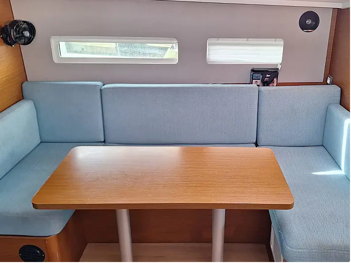 Sun Odyssey 410 Iliada