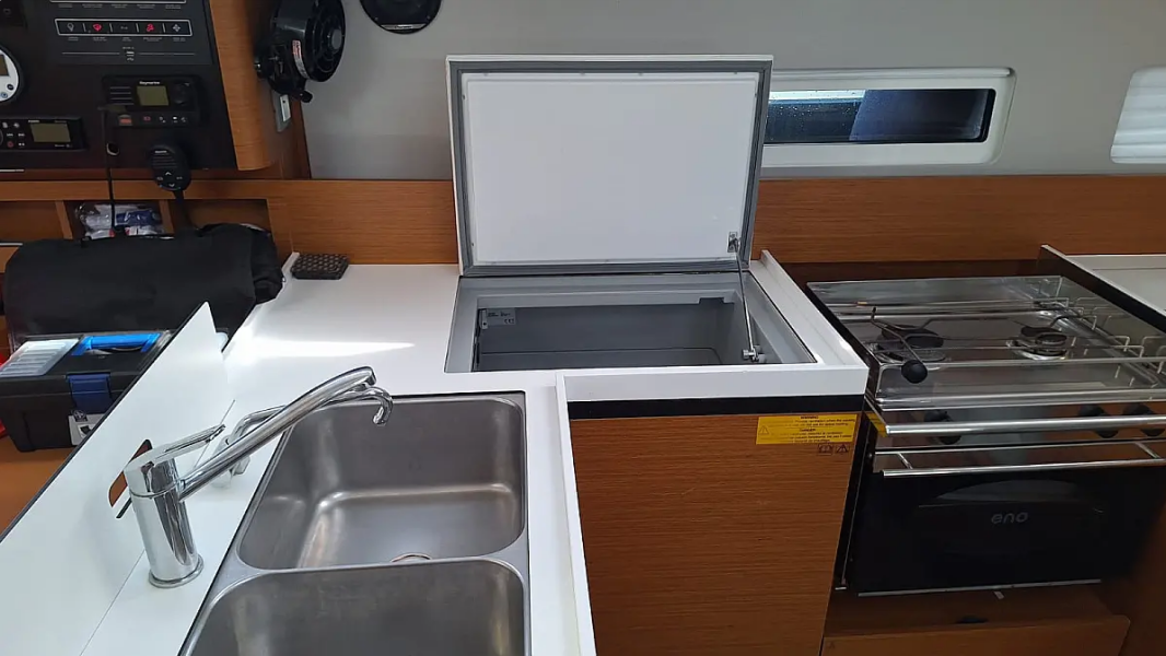 Sun Odyssey 410 Iliada