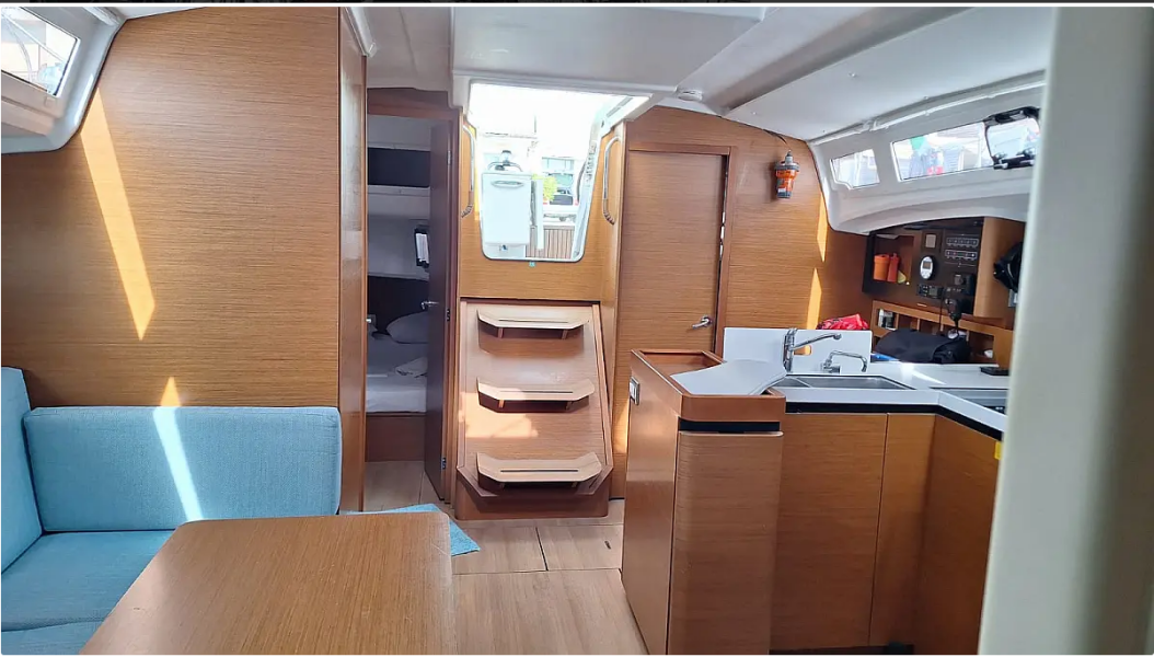 Sun Odyssey 410 Iliada