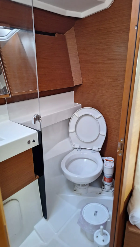 Sun Odyssey 410 Iliada