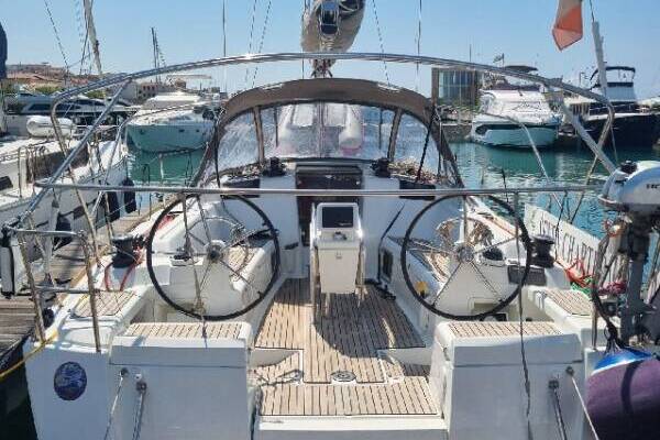 Sun Odyssey 419 Mastina