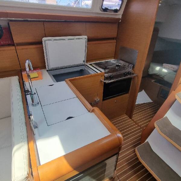 Sun Odyssey 419 Mastina