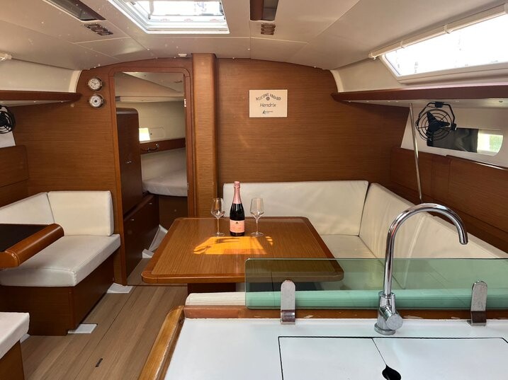 Sun Odyssey 419 Hendrix