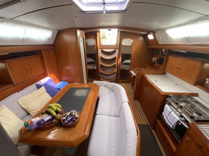 Sun Odyssey 42.2 Stefi