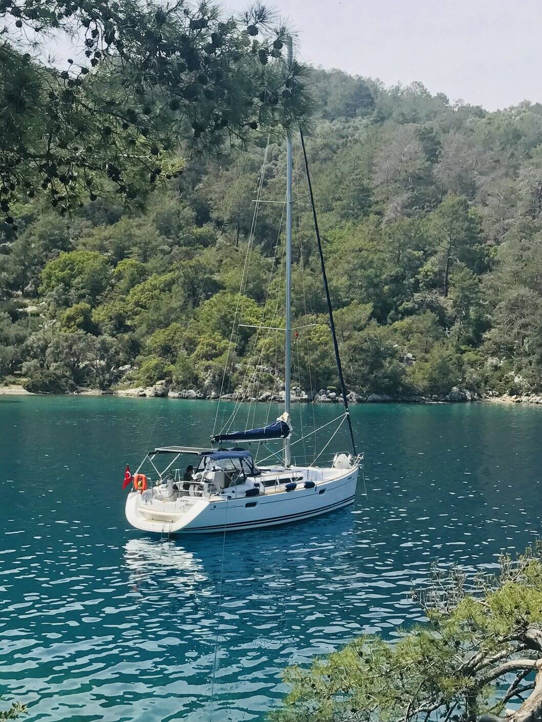Sun Odyssey 42i Winter Breeze