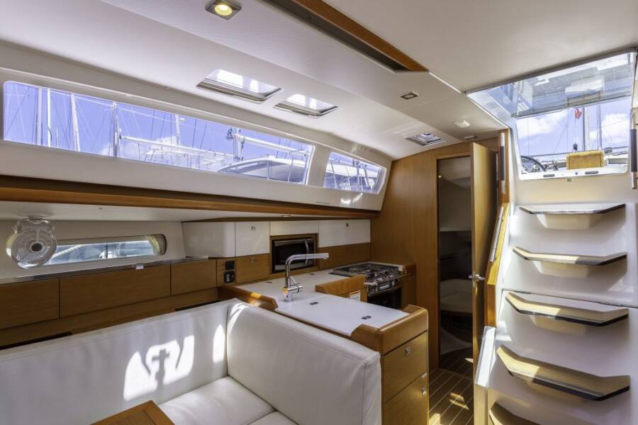 Sun Odyssey 44 DS Sea Wolf