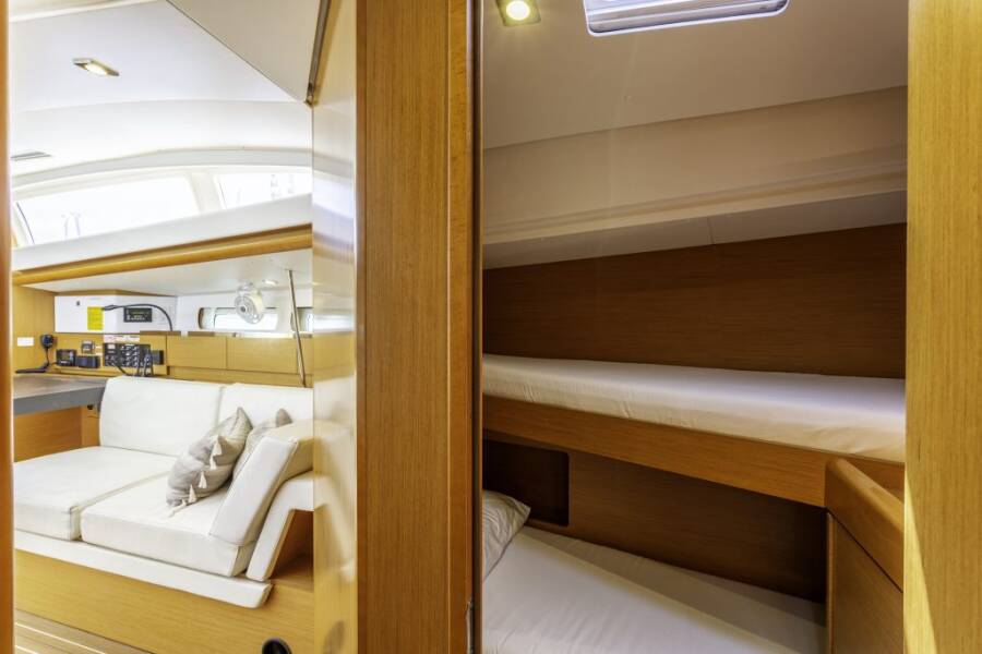 Sun Odyssey 44 DS Sea Wolf