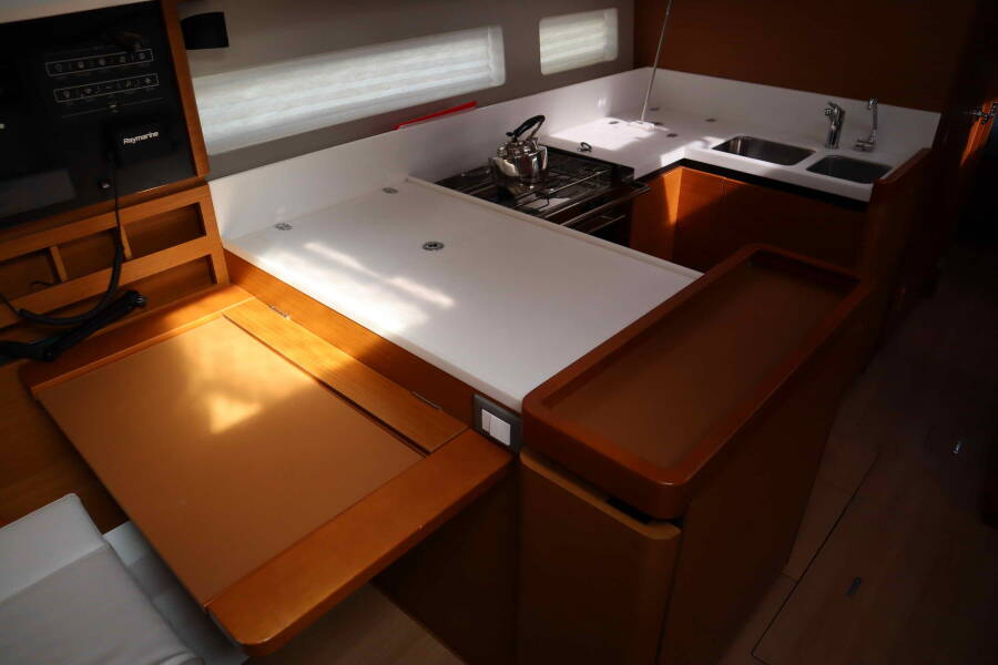 Sun Odyssey 440 Diamond