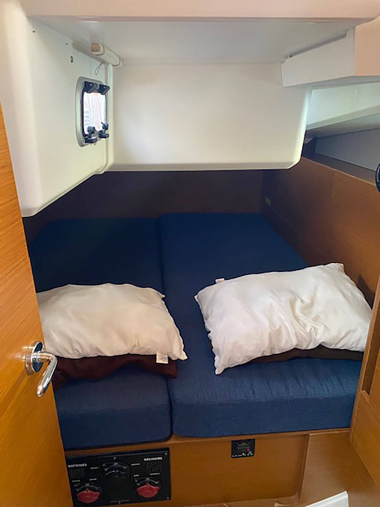 Sun Odyssey 440 Goji Berry