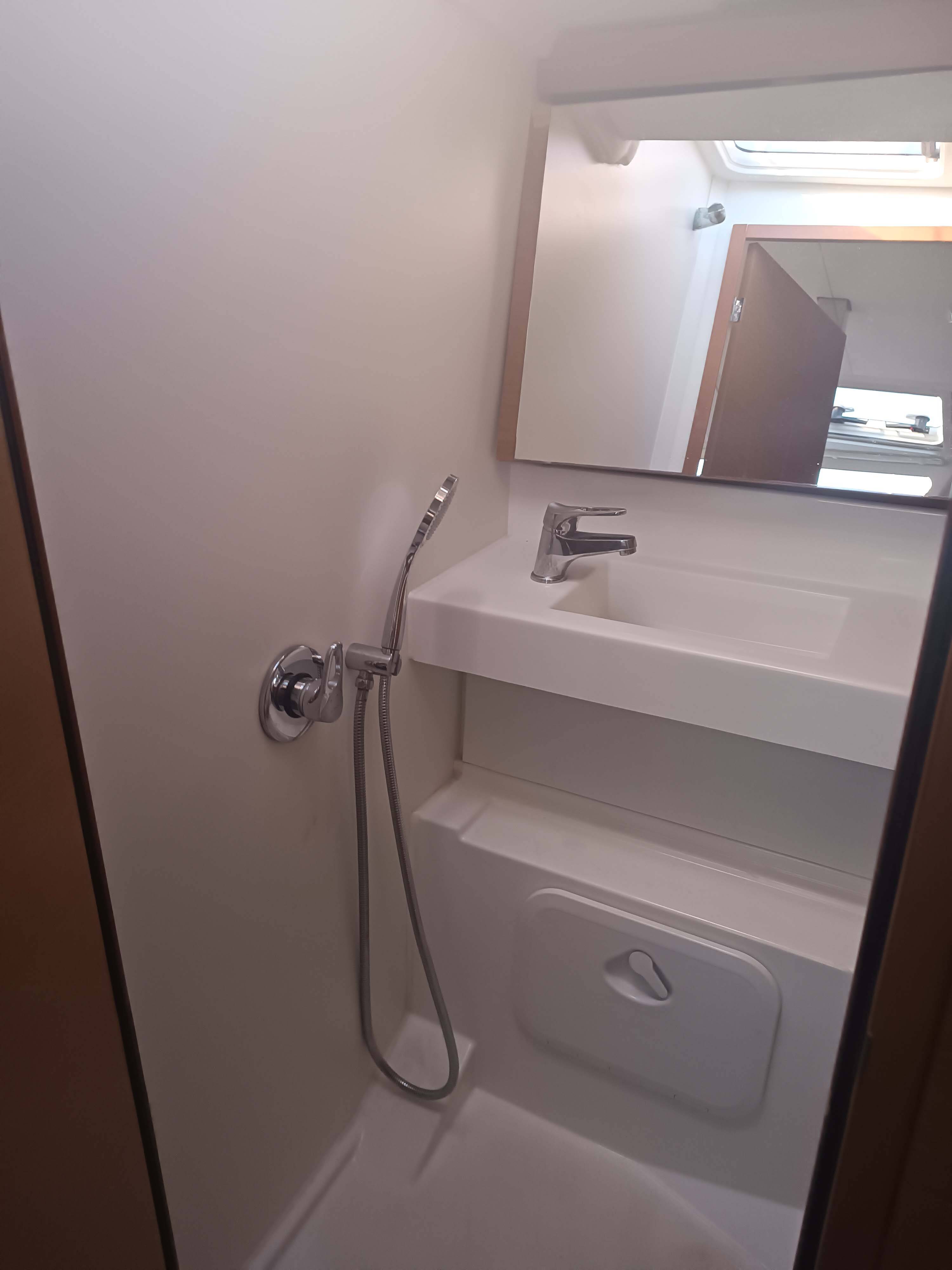 Sun Odyssey 440 ECONOMY