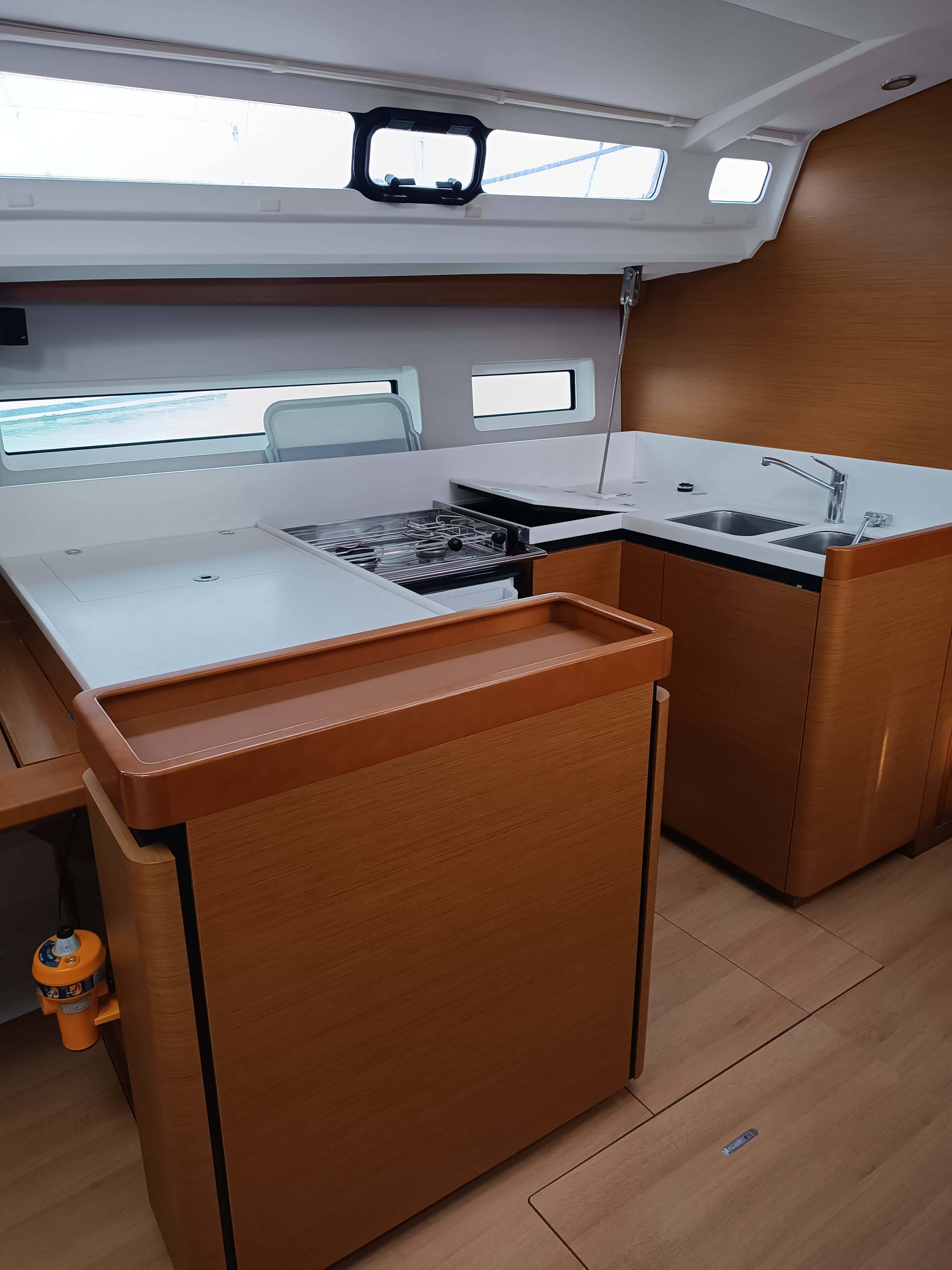 Sun Odyssey 440 ECONOMY