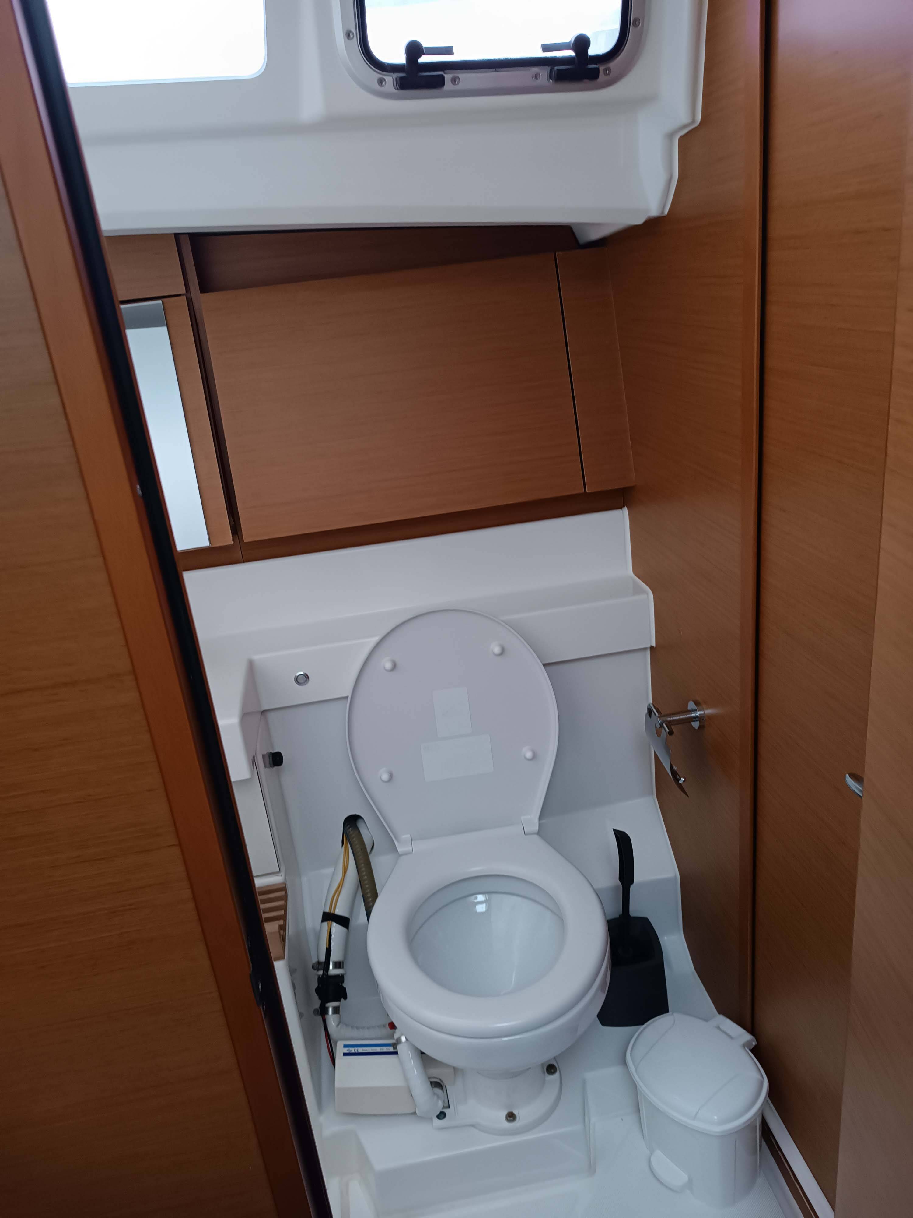 Sun Odyssey 440 ECONOMY