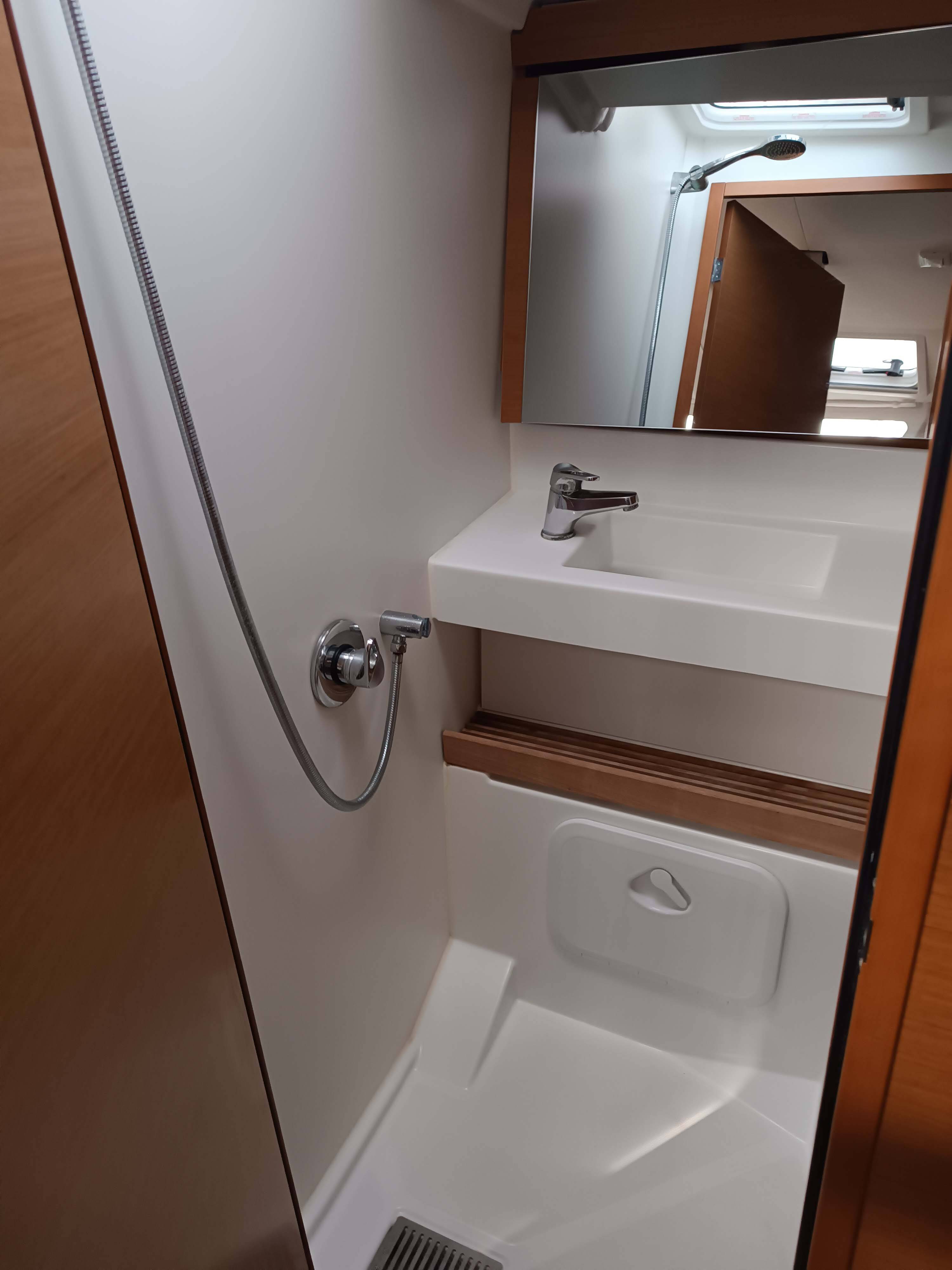 Sun Odyssey 440 ECONOMY