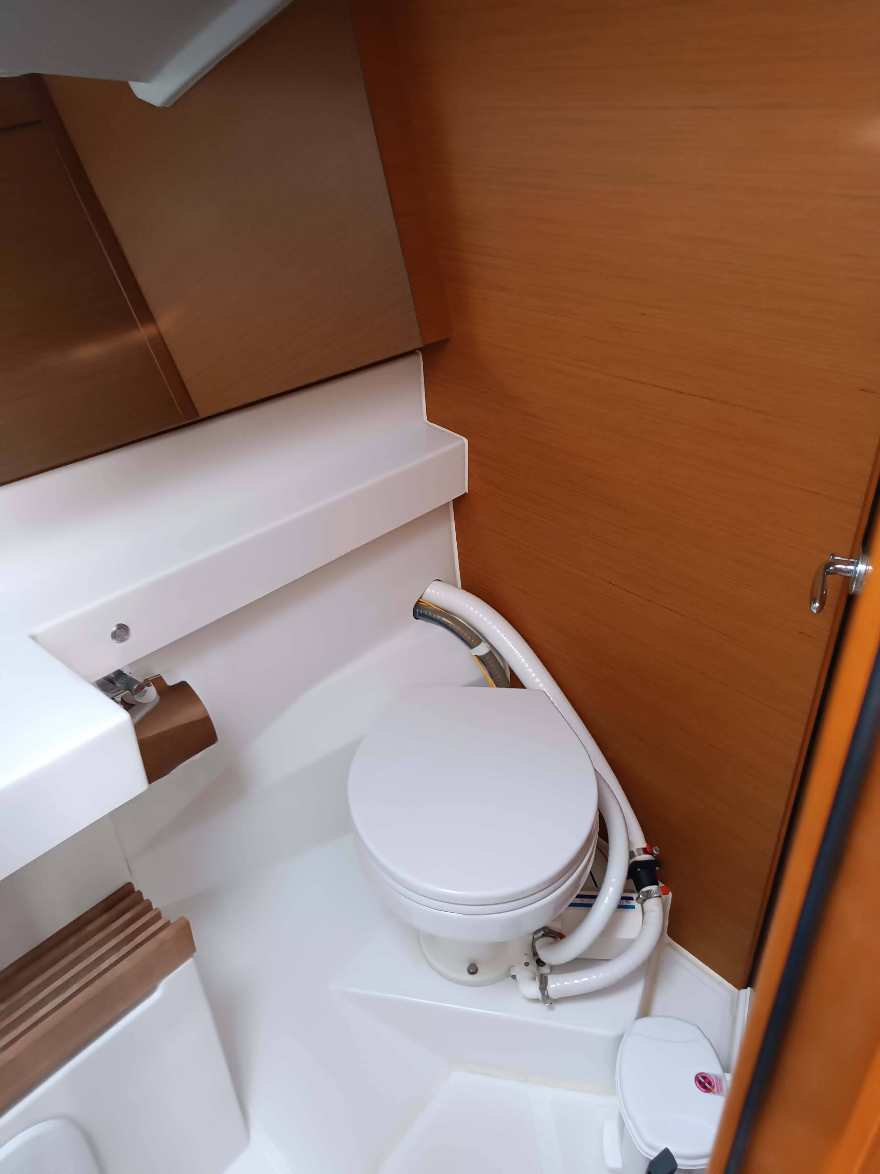 Sun Odyssey 440 ECONOMY