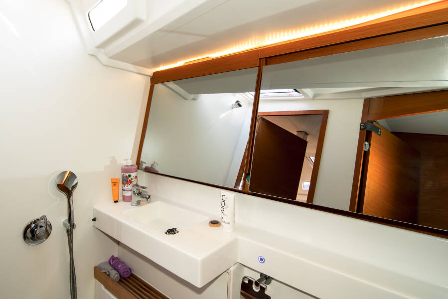 Sun Odyssey 440 Navillera