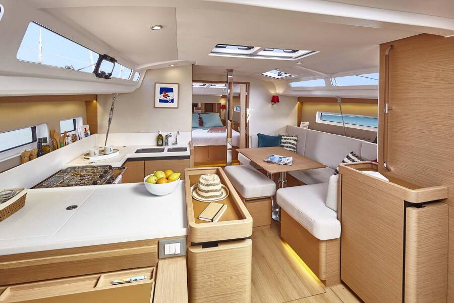 Sun Odyssey 440 tam elli