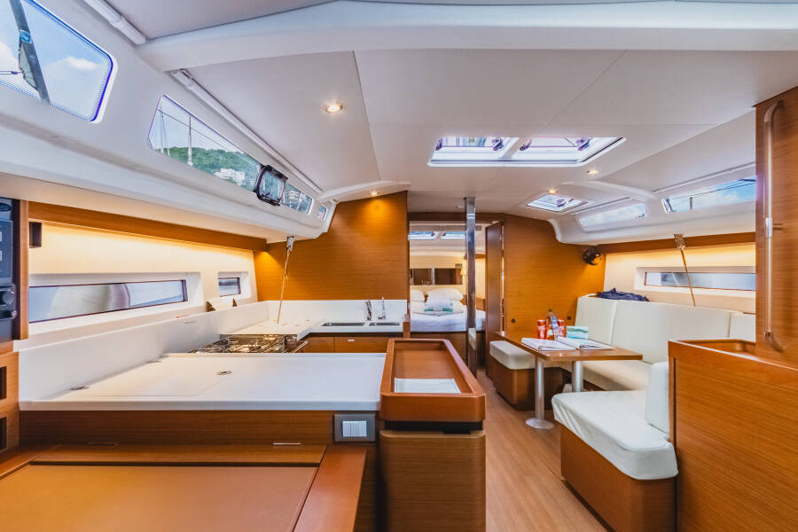 Sun Odyssey 440 Rhythm & Blues
