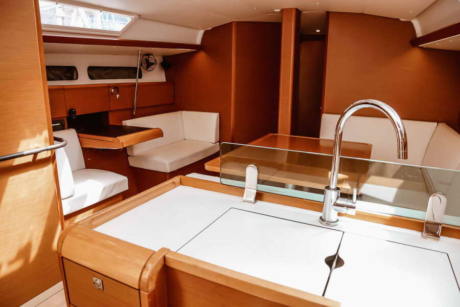 Sun Odyssey 449 ECONOMY