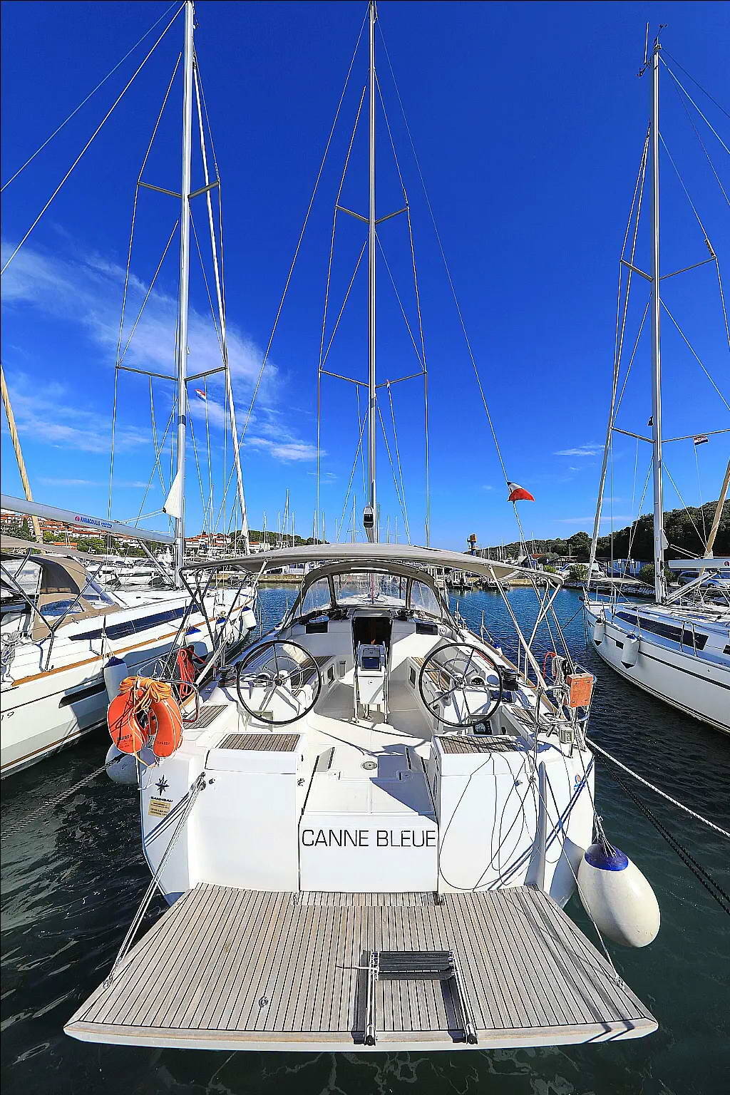 Sun Odyssey 449 Canne Bleue