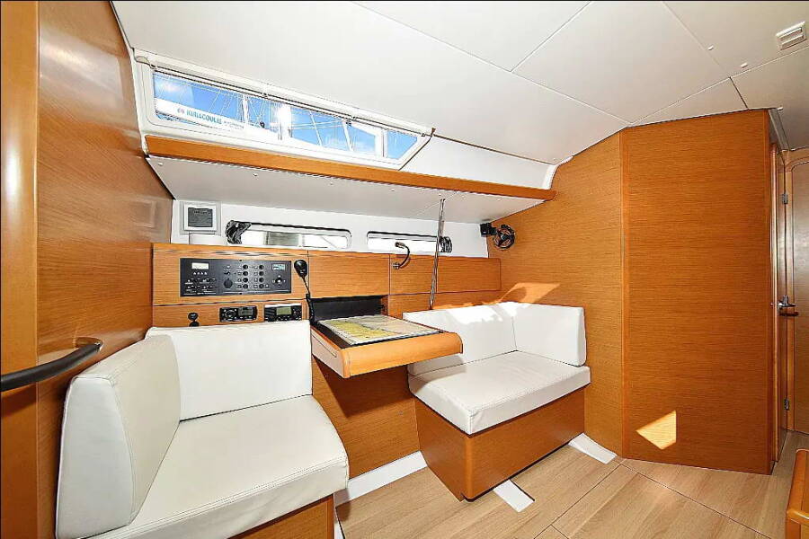 Sun Odyssey 449 Canne Bleue
