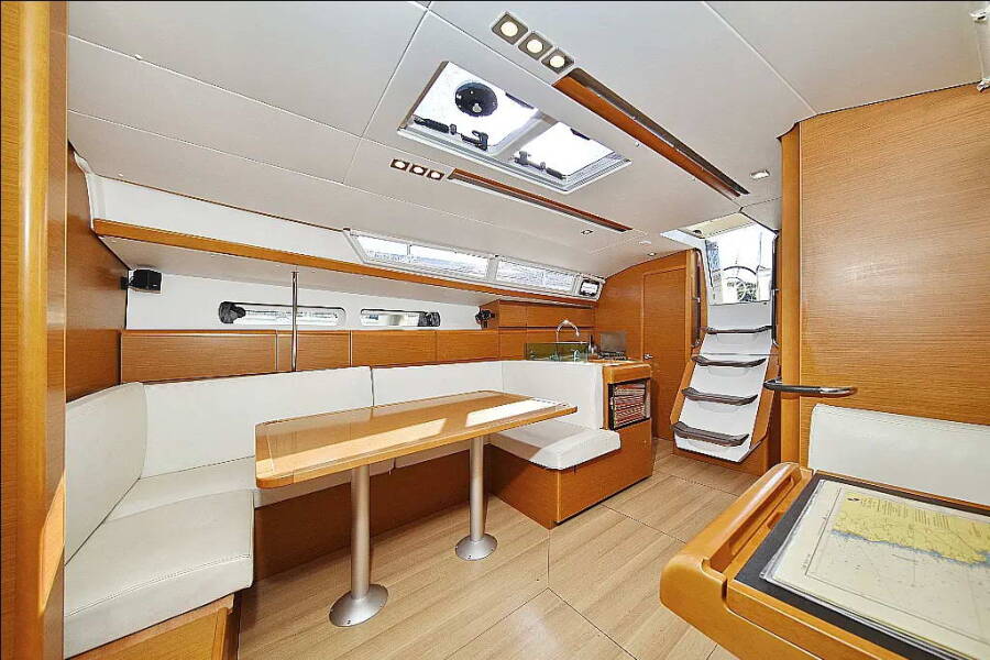 Sun Odyssey 449 Canne Bleue