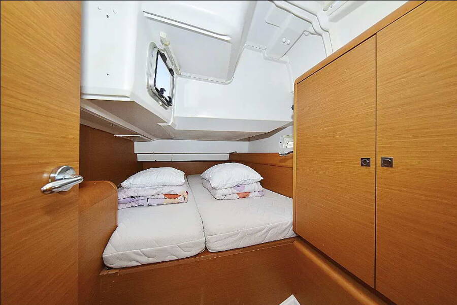 Sun Odyssey 449 Canne Bleue