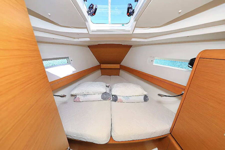 Sun Odyssey 449 Canne Bleue