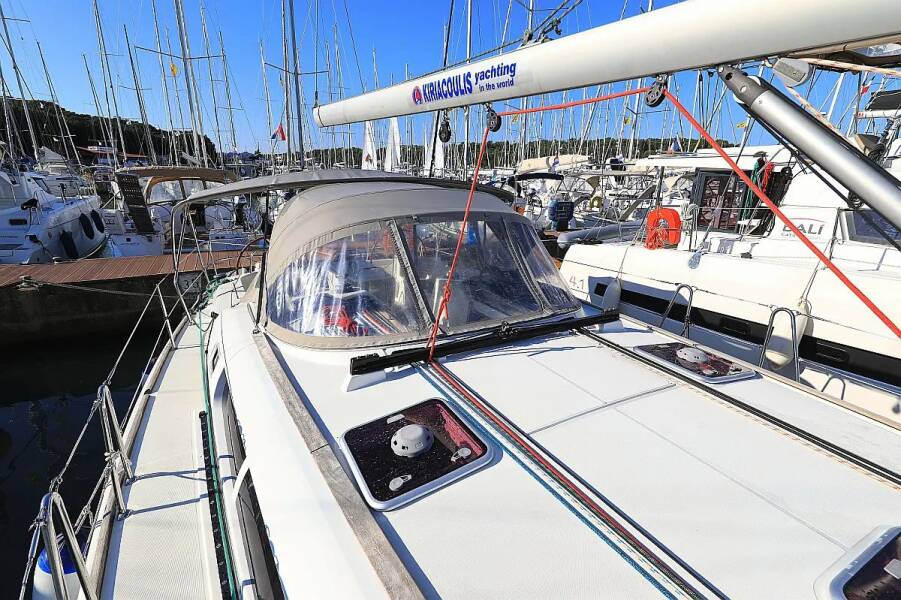 Sun Odyssey 44i ECONOMY-