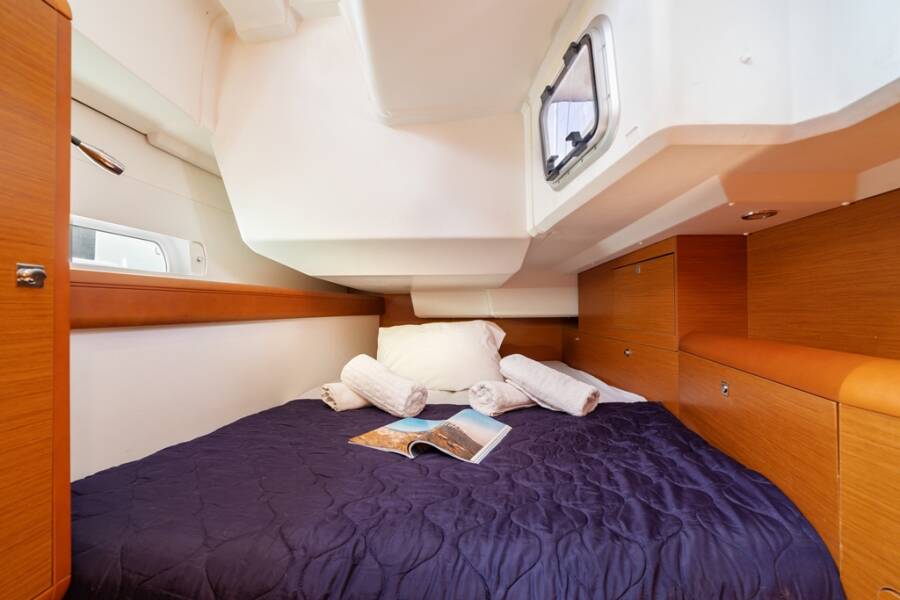 Sun Odyssey 479 Sofia