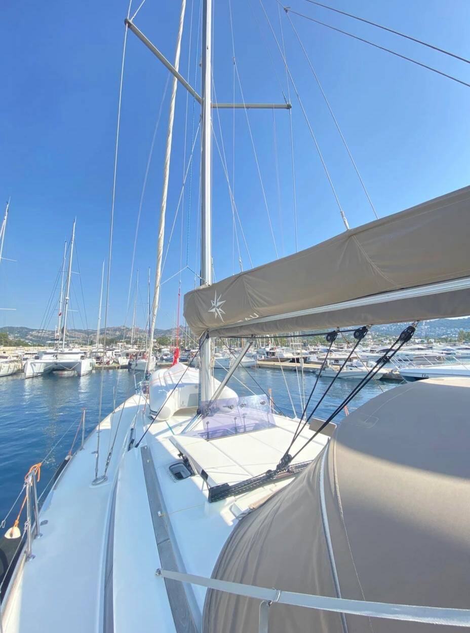 Sun Odyssey 479 Lucky Rain